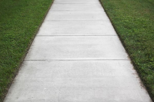 Cost of Concrete Walkway Replacement in Milton