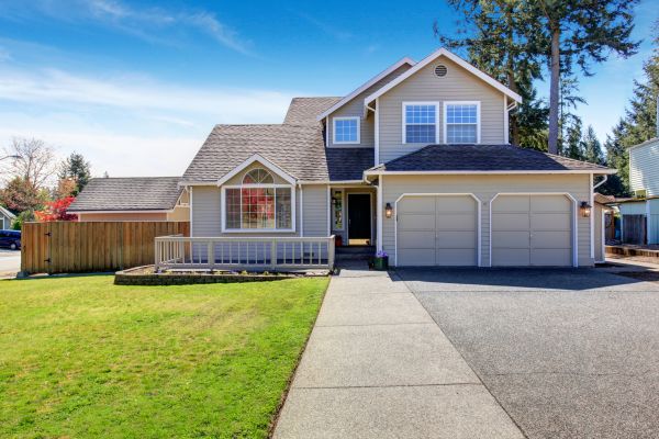 Cost of Driveway Walkway Construction in Milton