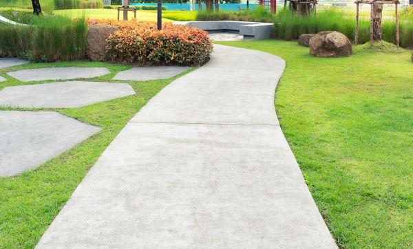 Cost of Concrete Sidewalk Installation in Milton